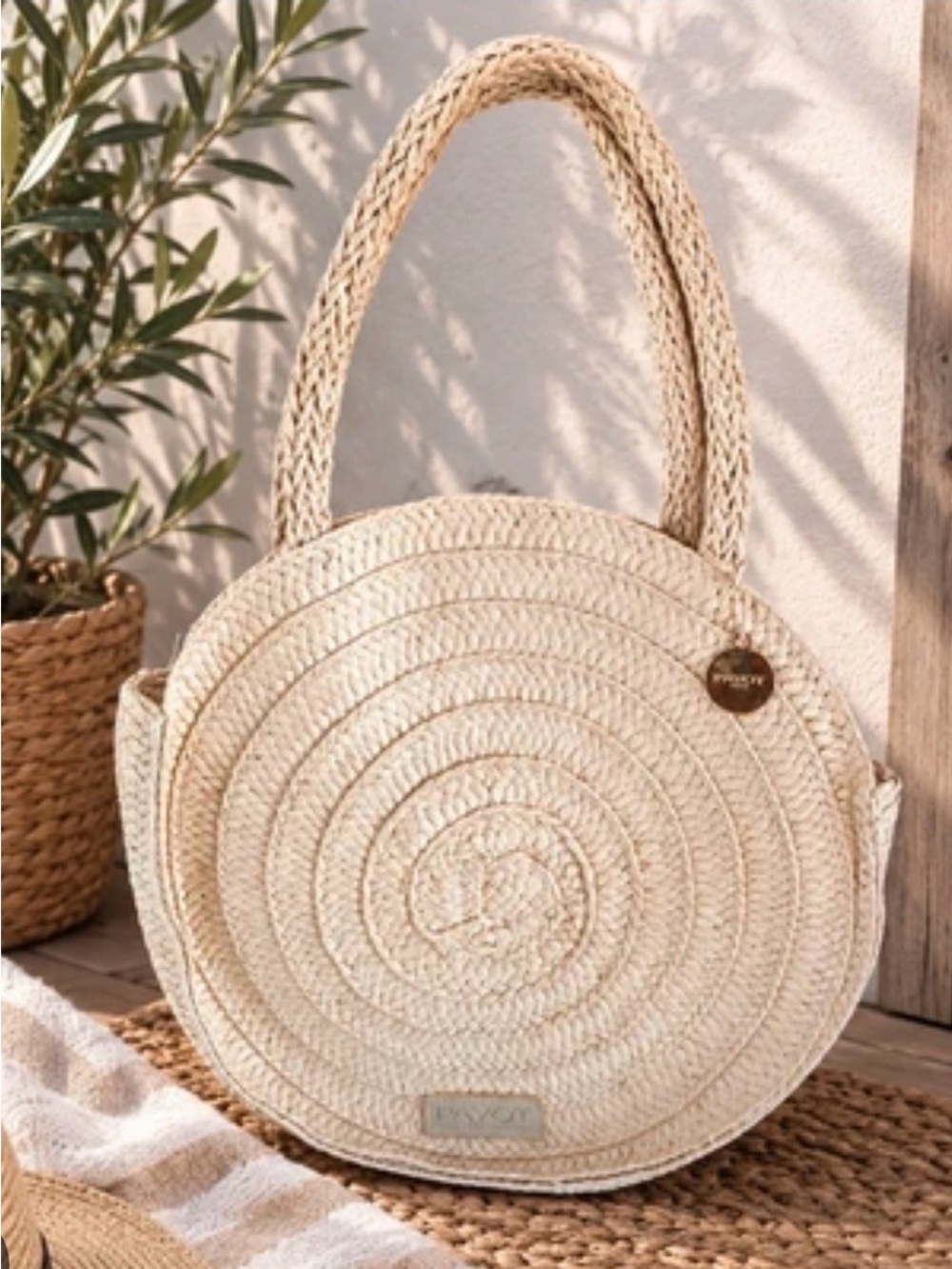 NWT Payot Round Woven Shoulder Bag in Beige